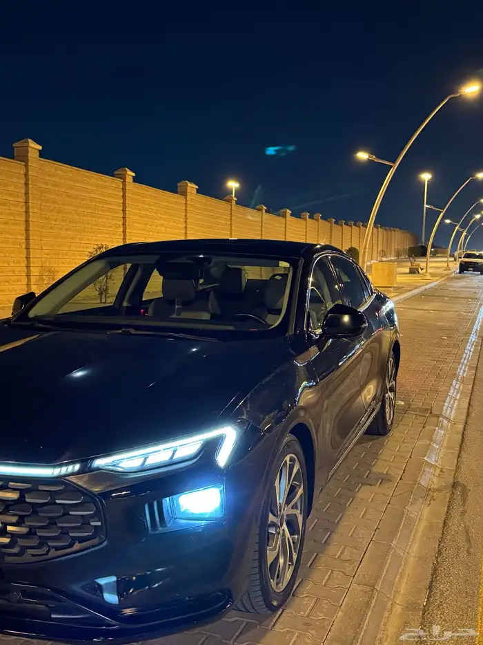 فورد تورس 2023 تيتانيوم فل كامل 9