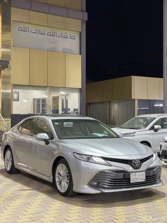 تويوتا كامري قراندي بنزين 2018 3