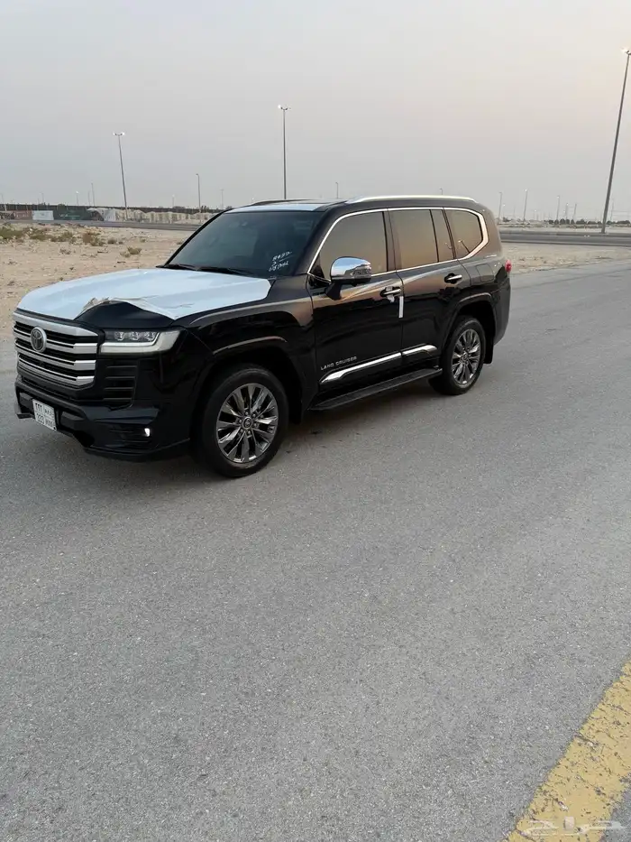 فكسار فل كامل اسود داخليه احمر 9