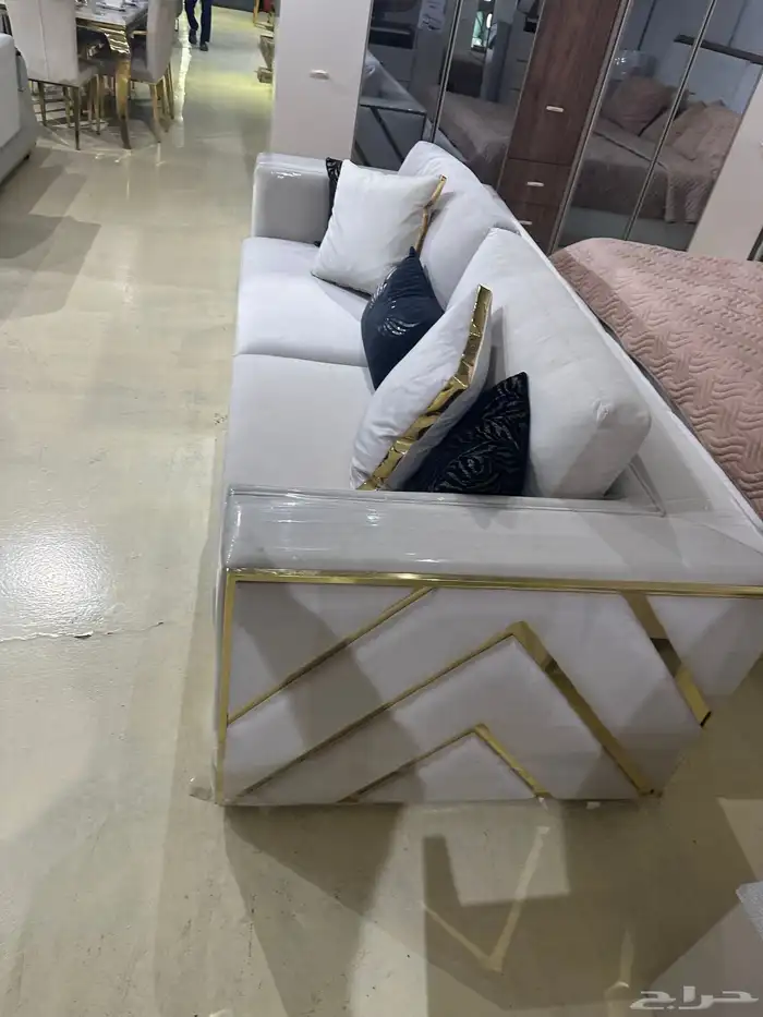 عروض مذهلة على اطقم كنب 16
