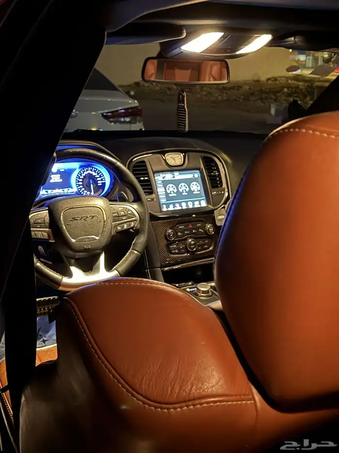 كرايسلر srt8 2016 7