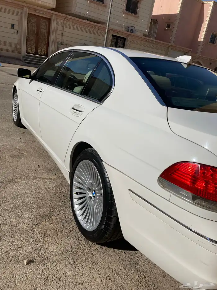 بي ام دبليو 730 3