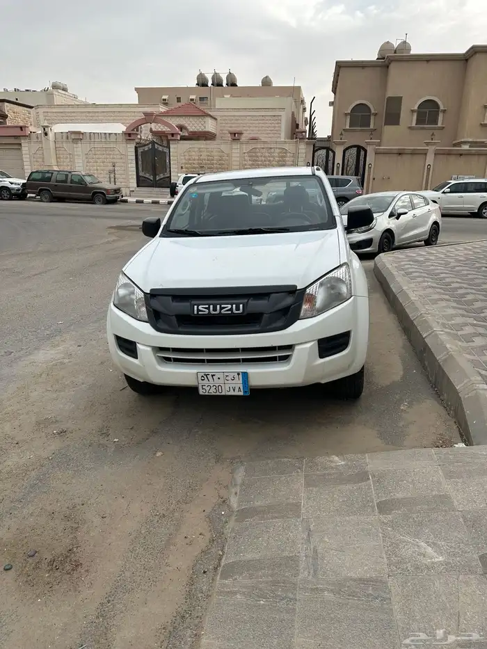 ايسوزو ديماكس دبل قير عادي 2015 4