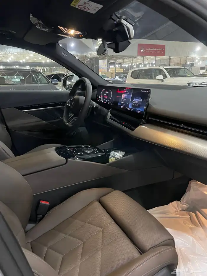 بي ام دبليو 520 موديل 2024 فل كامل kit m 10