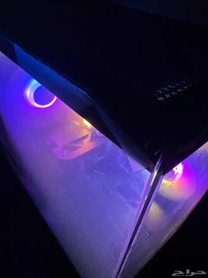 pc قيمنق للبيع استعمال خفيف 2