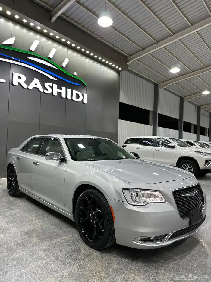 كرايزلر C300 فضي 2021 عداد 31 لدى معرض(عبيد الرشيدي) 12