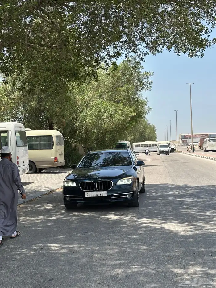 للبيع بي ام 740 18
