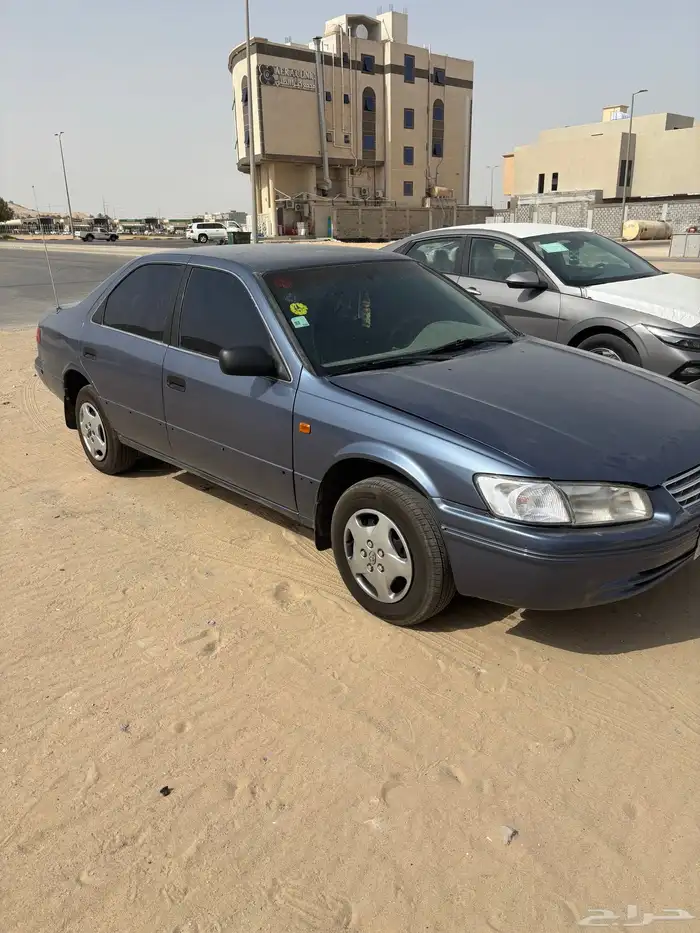 كامري موديل 2000 0