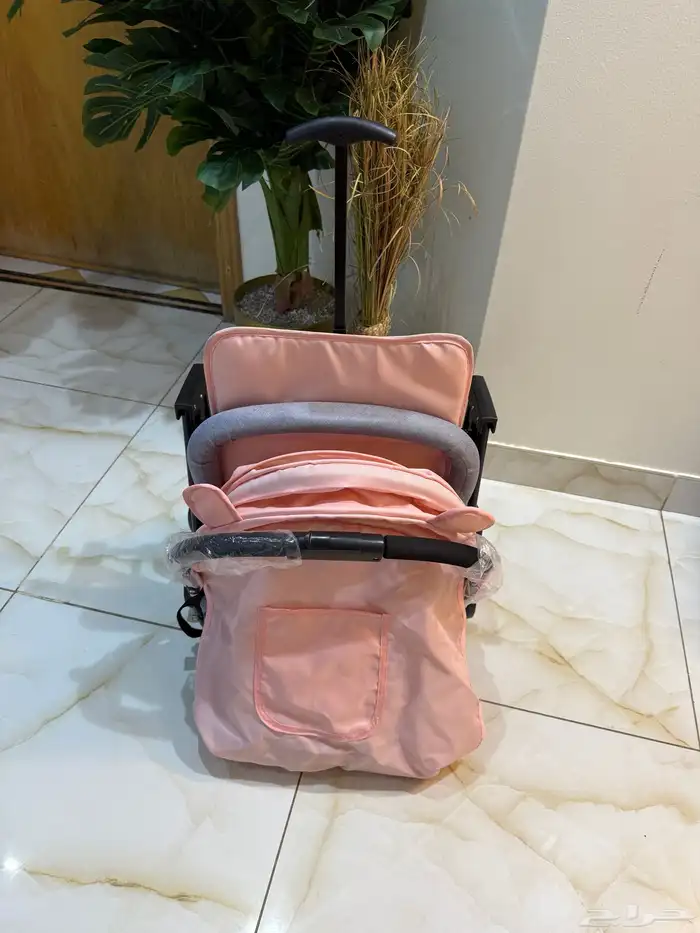 عربه اطفال جديدة مناسبه للطياره 6
