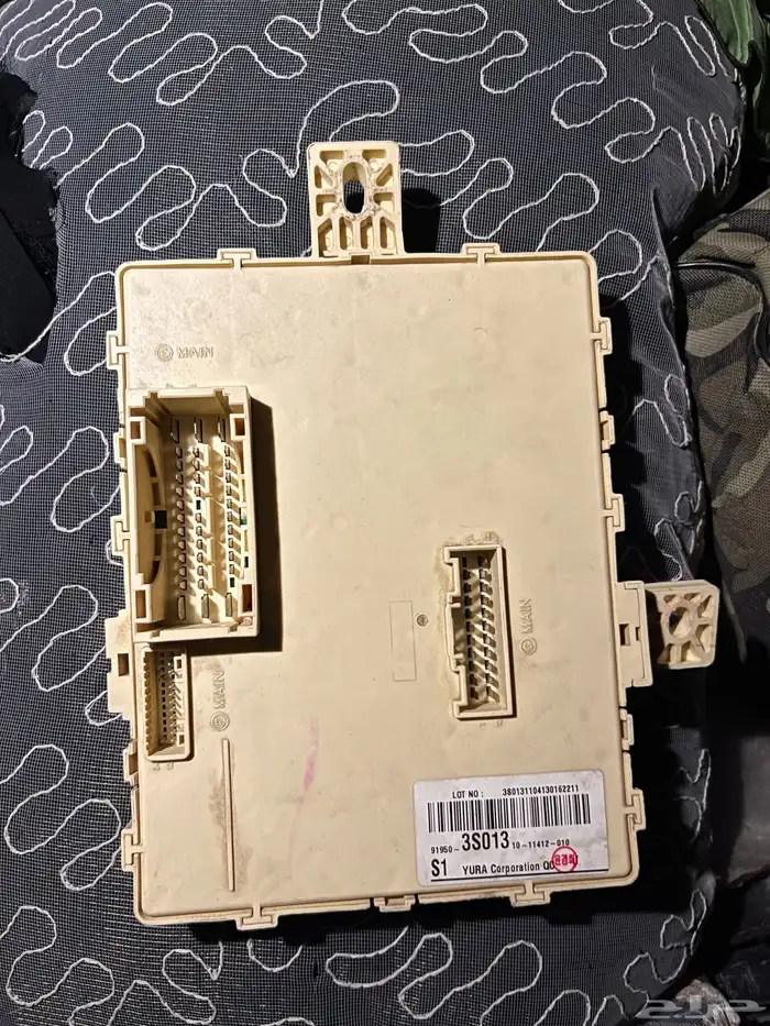 علبه فيوزات سوناتا 11 12 13 1