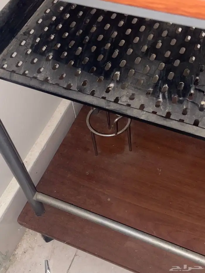 لمبات كوليدر مياه جالون ترابيزه طاولة خشب شاشة كمبيوتر شاشة 9