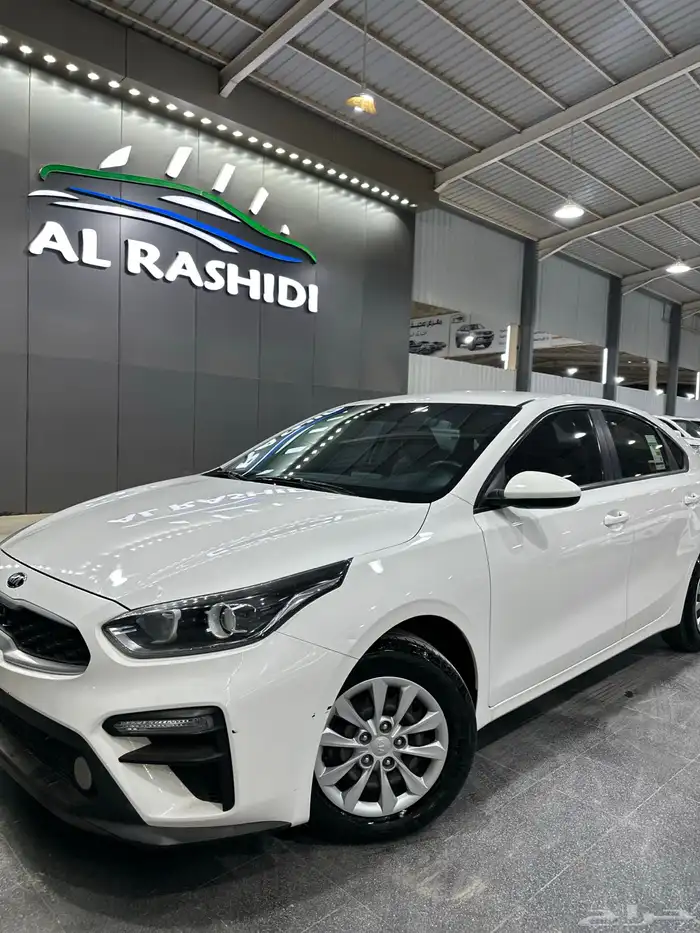 سيراتو 2021 لؤلؤي 1.6 لدى معرض(عبيد الرشيدي) 2