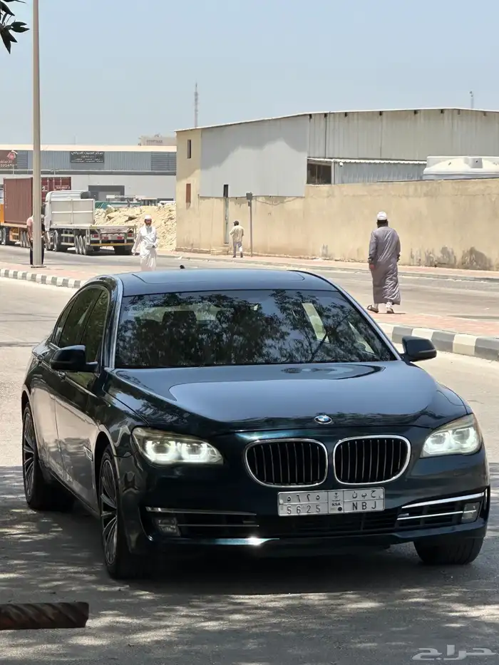للبيع بي ام 740 19