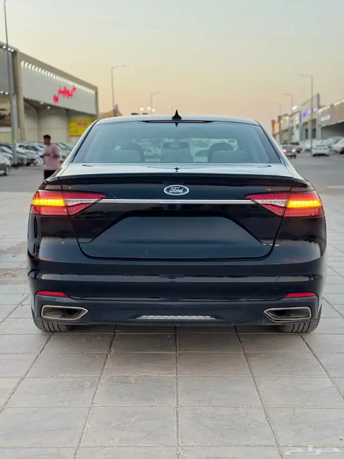 فورد تورس 2022 نضيف 6
