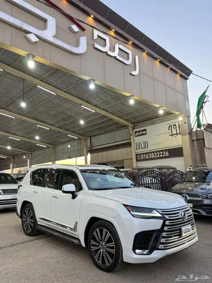 لكزس 2025 LX600 BB عداد 5300 كيلو سعودي فل 2