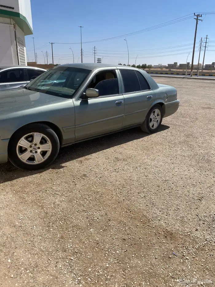 فورد 2005 للبيع بسعر خيالي 2