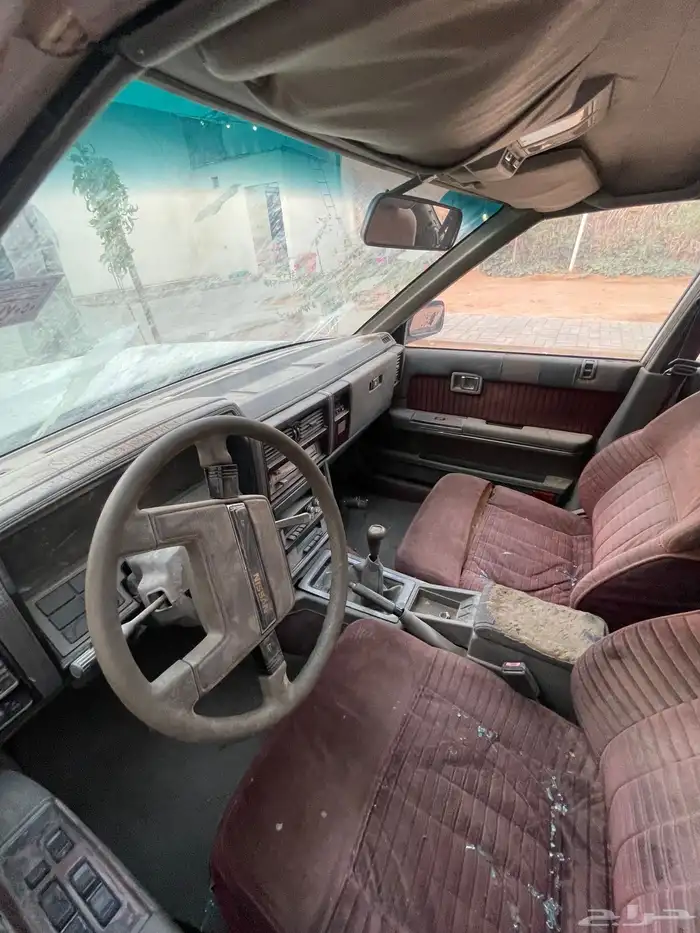 نيسان لوريل 1985 200L تشليح قطع 23