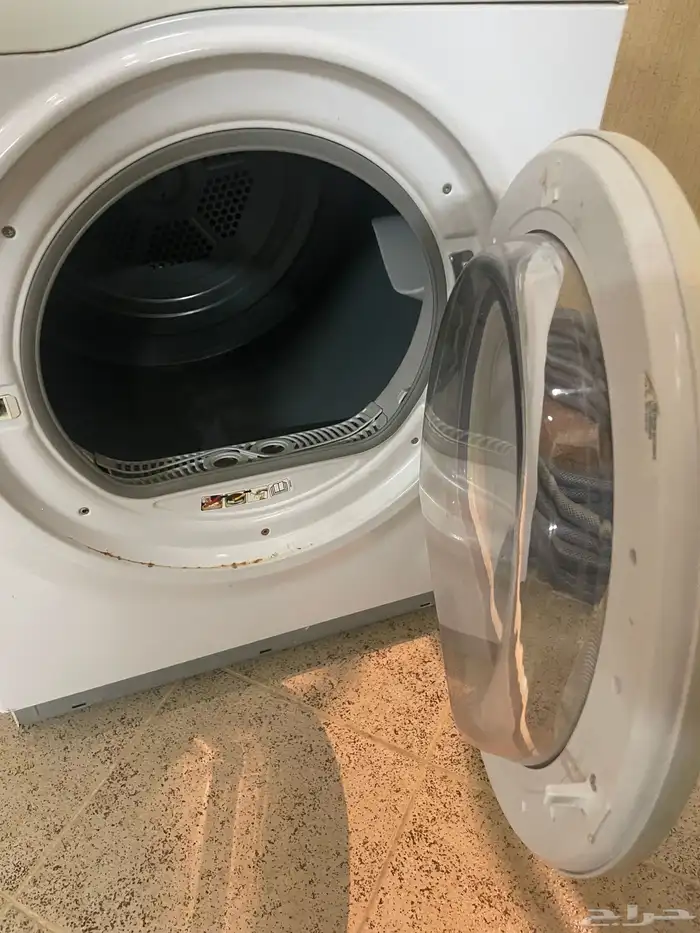 نشافة ملابس مازرة اريستون 4