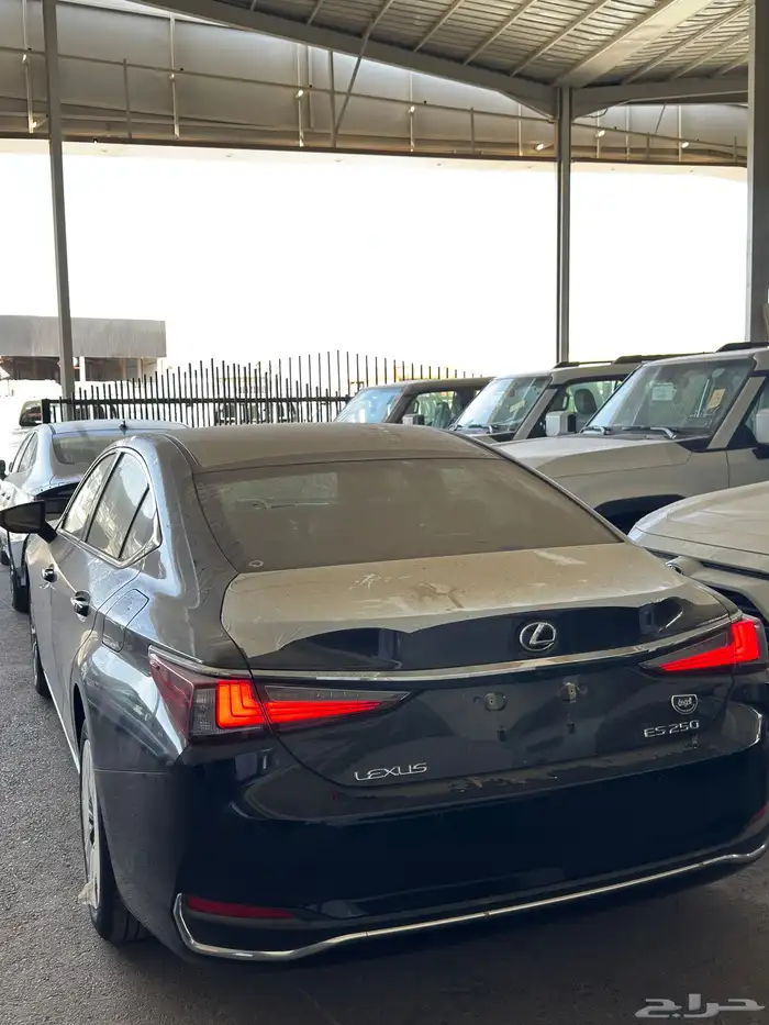 لكزس es250 AA اللون اسود 3