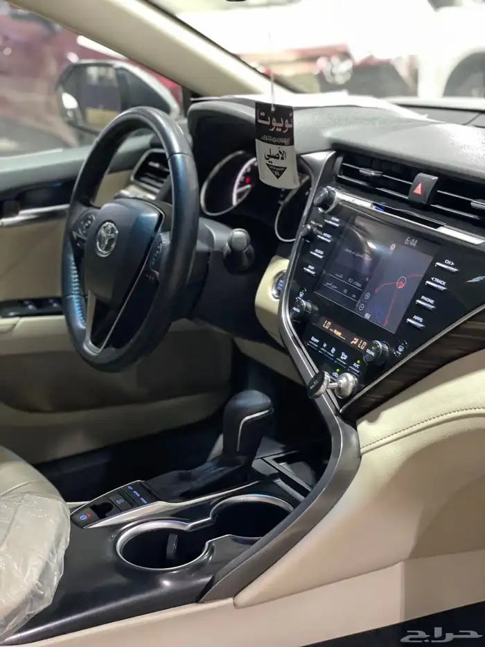تويوتا كامري قراندي بنزين 2018 14