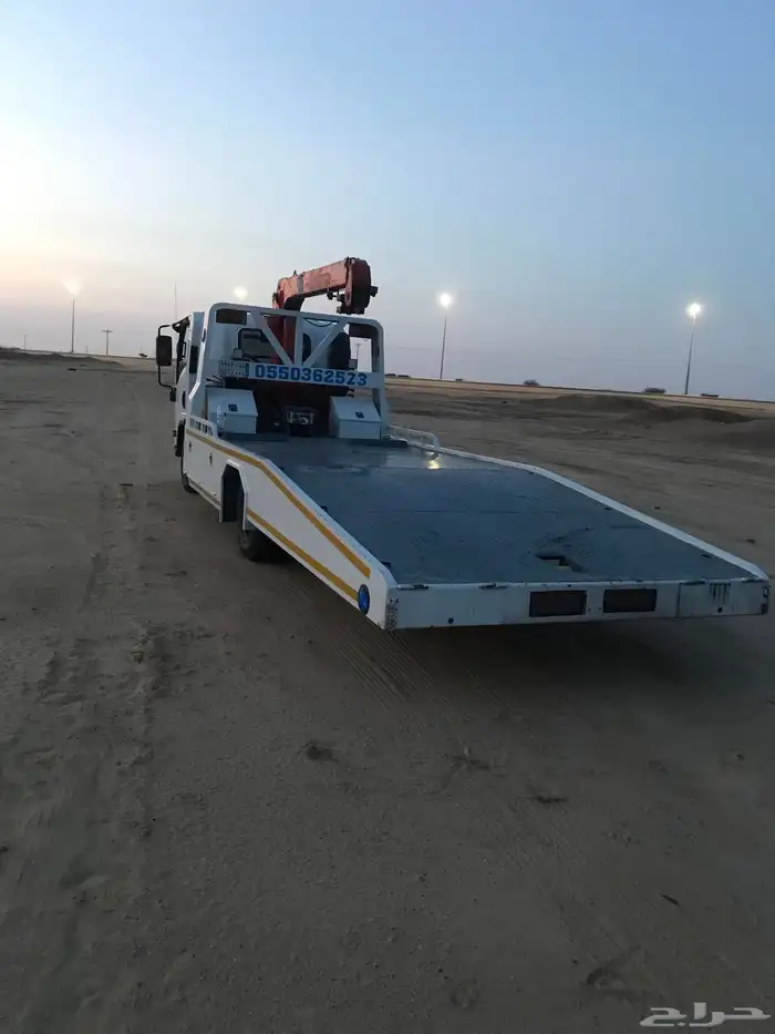 للبيع سطحه نضيف مفحوص مجدد مامن كرين 2.ونص طن2 2