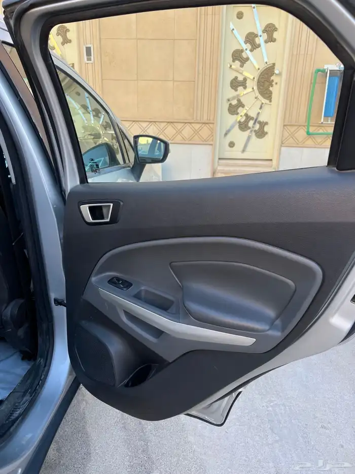فرصه للبيع سياره اقتصاديه فورد ايكو سبورت تيتانيوم 7