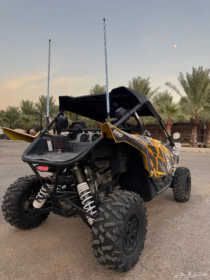 بقي yxz100 مع قلص 4