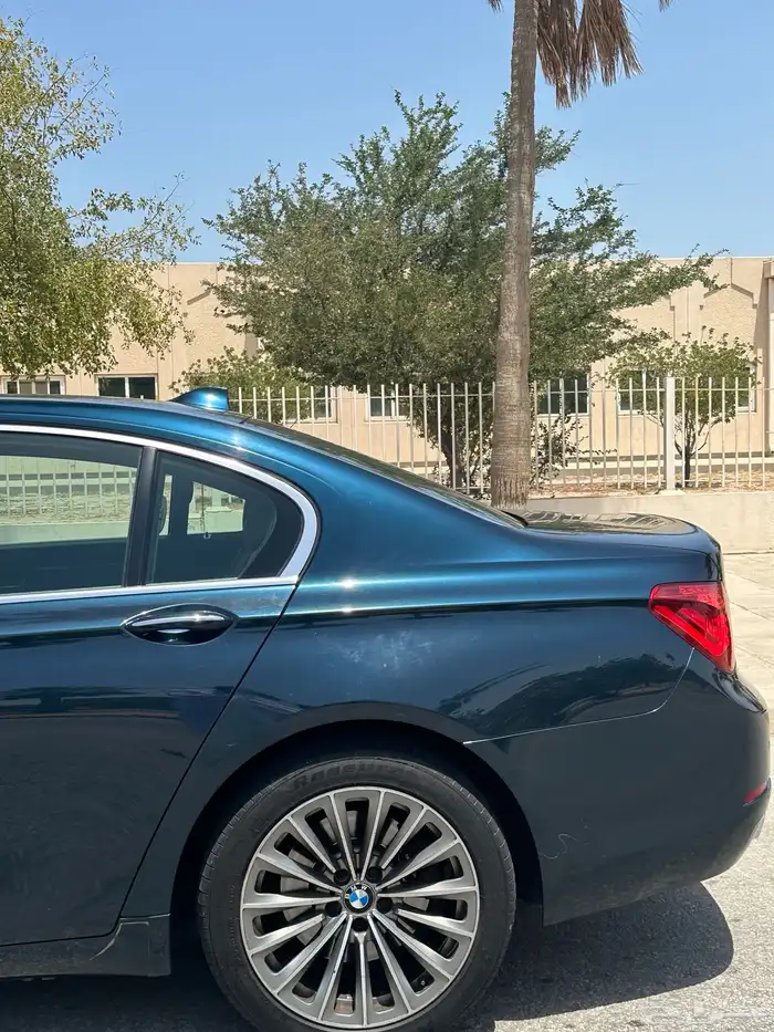 للبيع بي ام 740 2