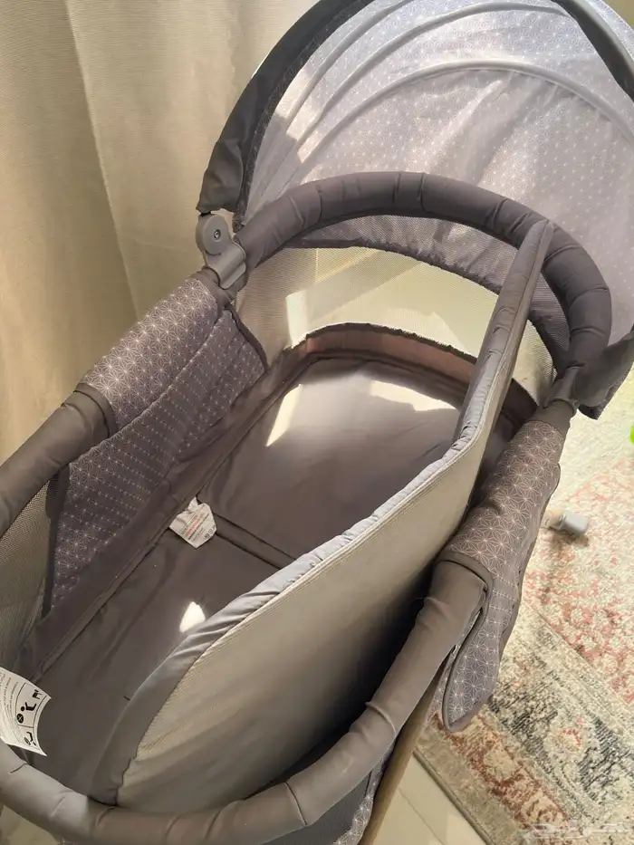 سرير اطفال للبيع 2