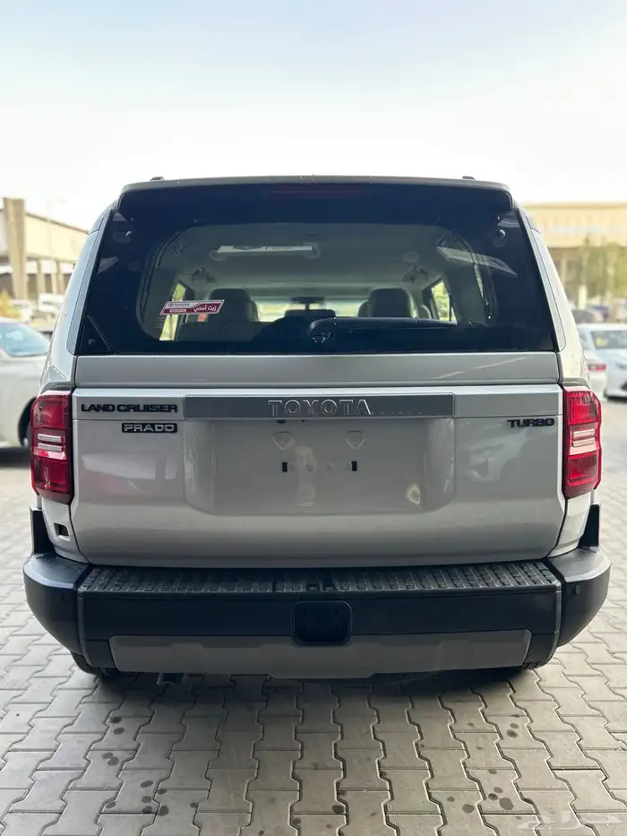 تويوتا   برادو TXL-2 ديزل ابيض 216660 شامل الضريبة 4