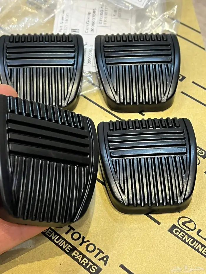 جلدة بريك وكلتش تويوتا 1