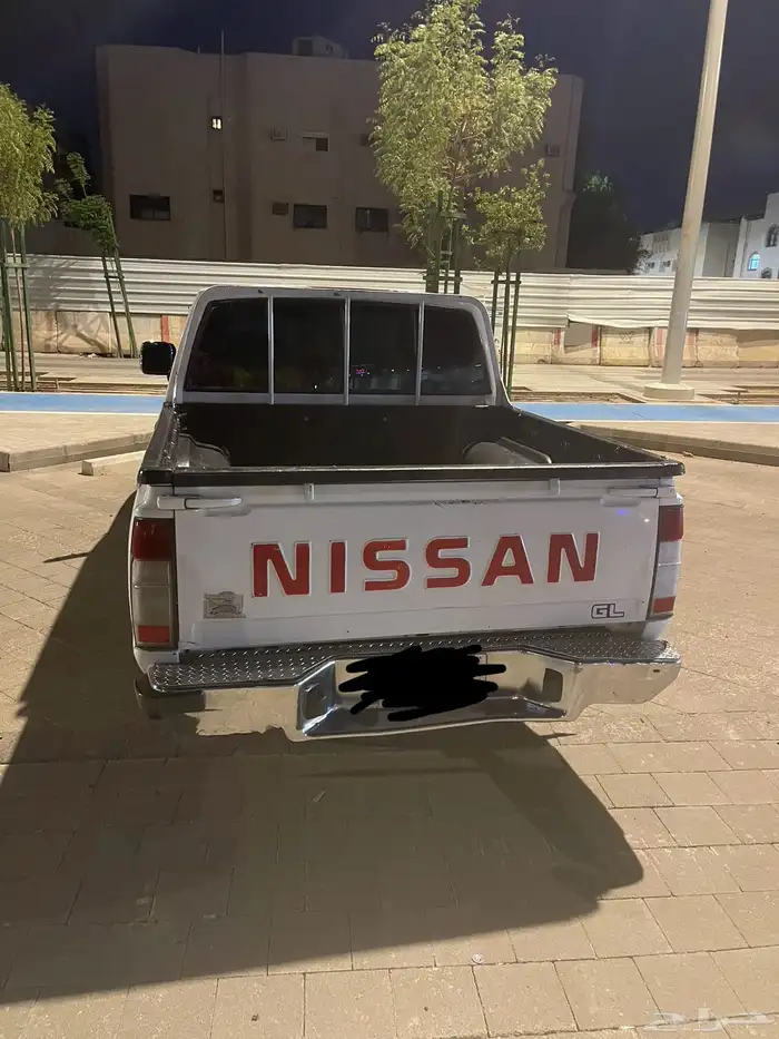 للبيع ددسن نيسان غمارتين 9