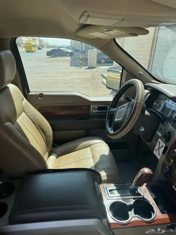 فورد اف 150 نظيف مجهز للرحلات 6