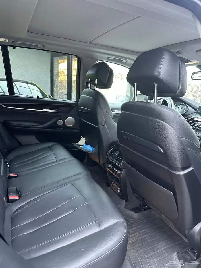 BMWX6 9