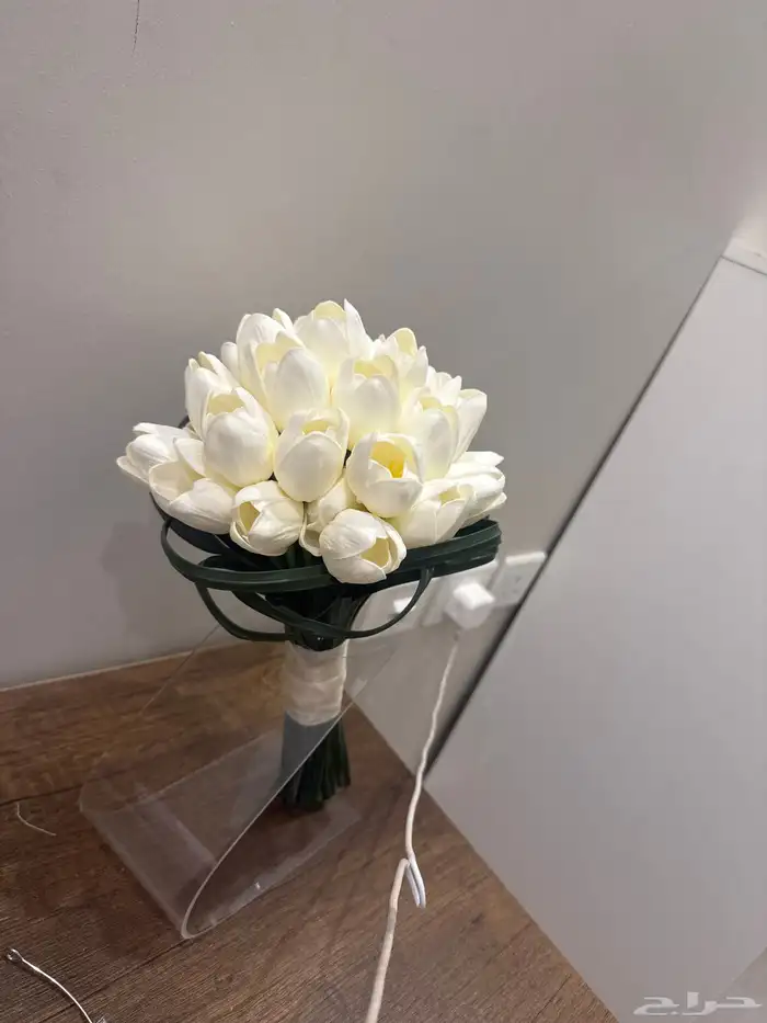 مسكة عروس مع استاند المسكة 2
