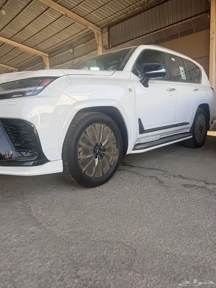 لكزس اف سبورت LX600سعودي اصفار 2025 2