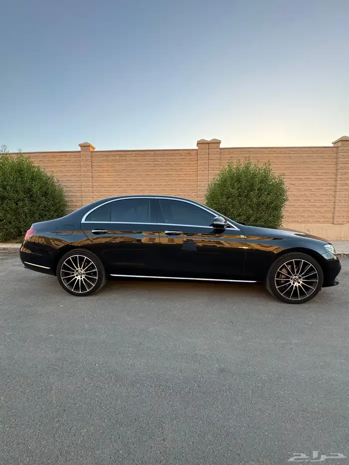 للبيع مرسيدس E300 موديل 2019 8