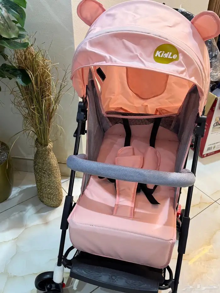 عربه اطفال جديدة مناسبه للطياره 2