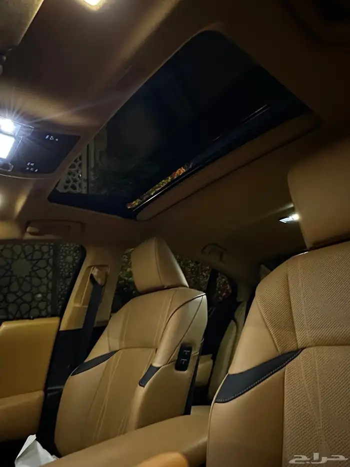 لكزس ES350 2023 29