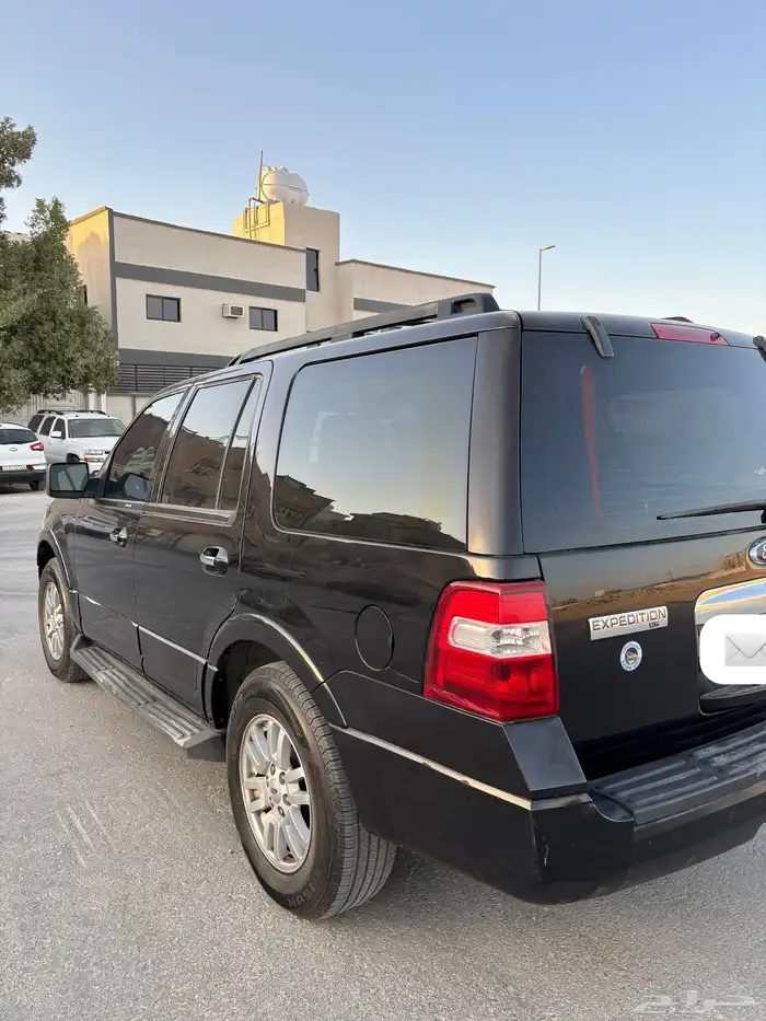 فورد اكسبديشن 2010 مالك أول 7