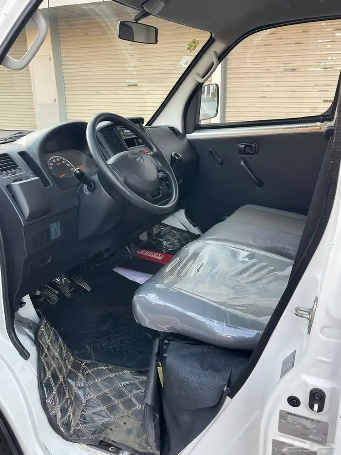 دباب ديهاتسو 2014 ليمتد 4