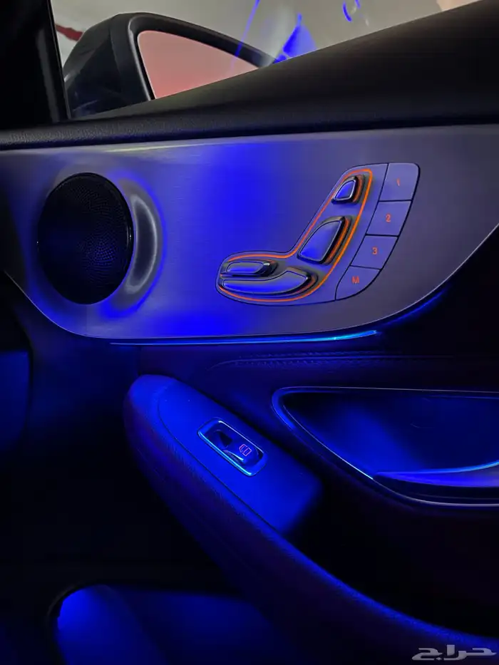 مرسيدس c300 كوبية بحالة الوكااالة 8