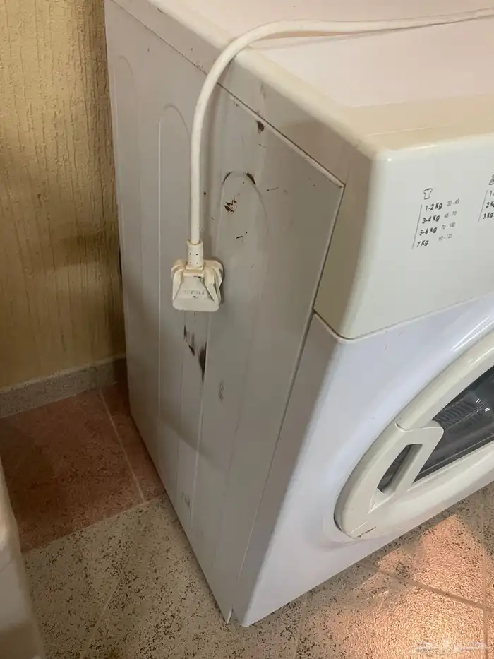 نشافة ملابس مازرة اريستون 2