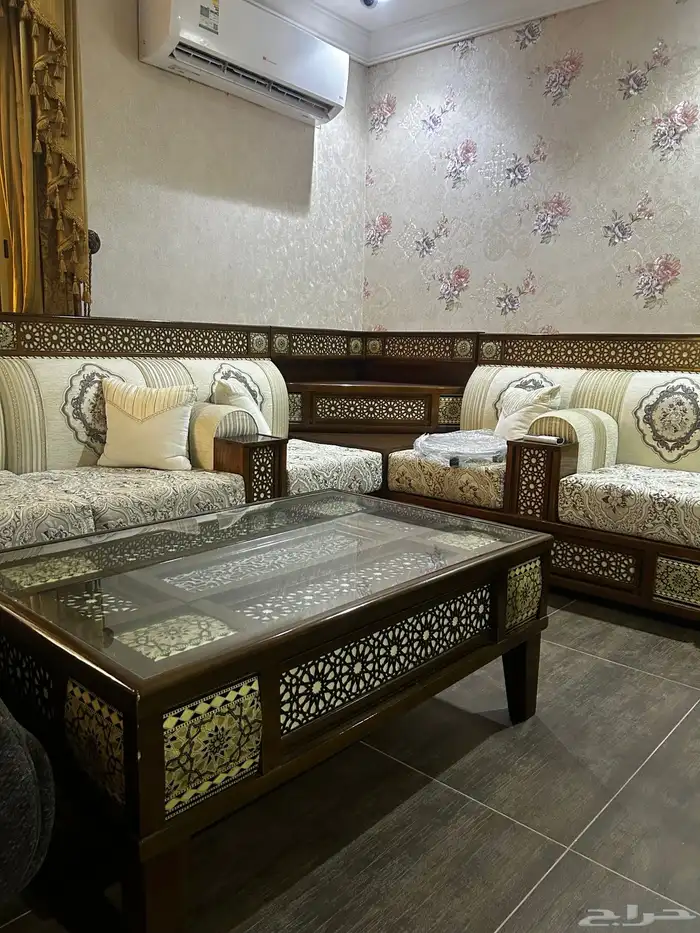 اثاث للبيع خشب فاخر 4