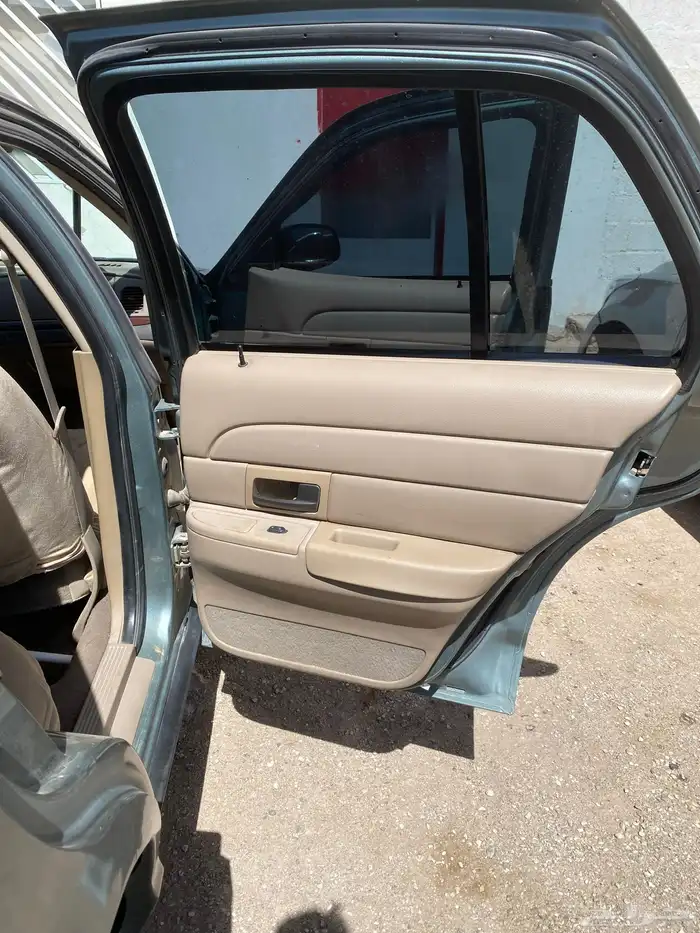 فورد 2005 للبيع بسعر خيالي 7