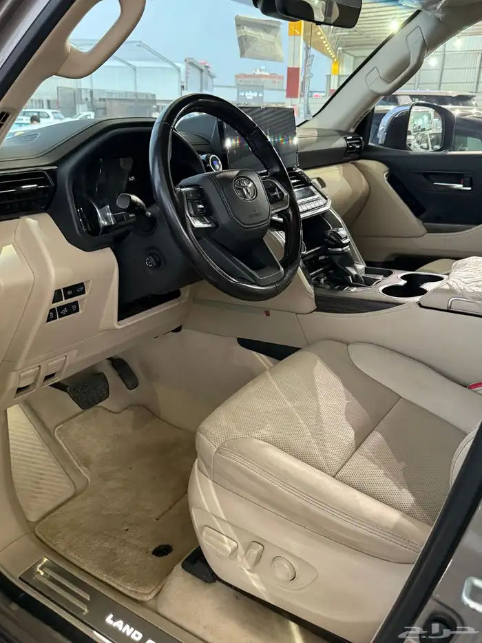 لاندكروزر VXR 2022 ديزل 13