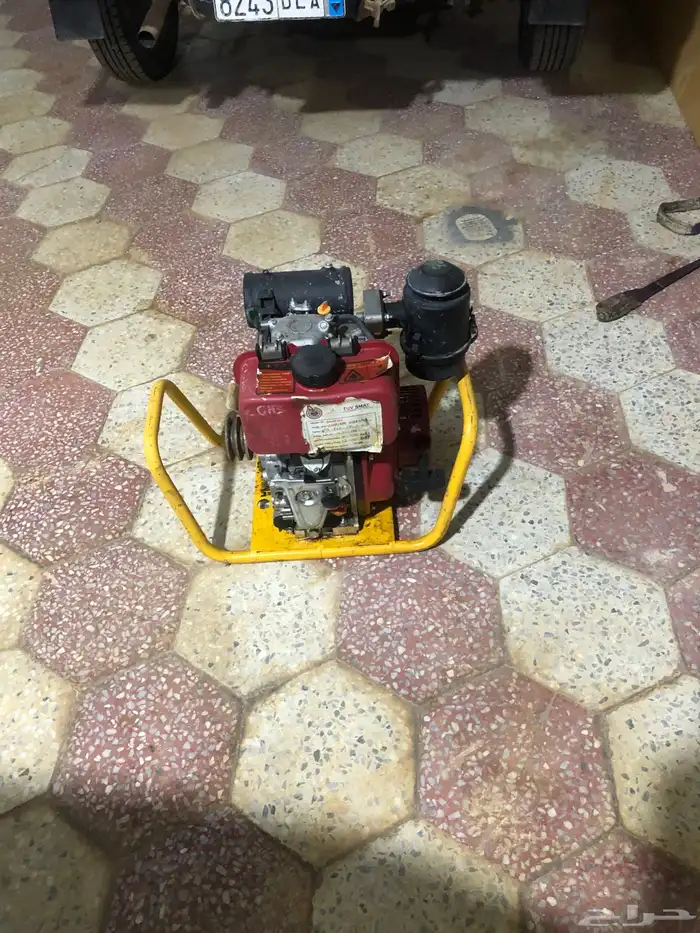 للبيع ماطور لمبر قيني ديزل يحتاج طرنبة ديزل 5