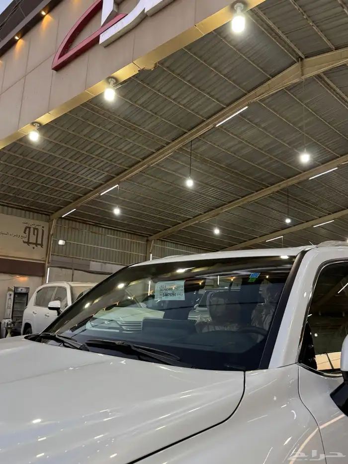 لكزس 2025 LX600 BB عداد 5300 كيلو سعودي فل 4