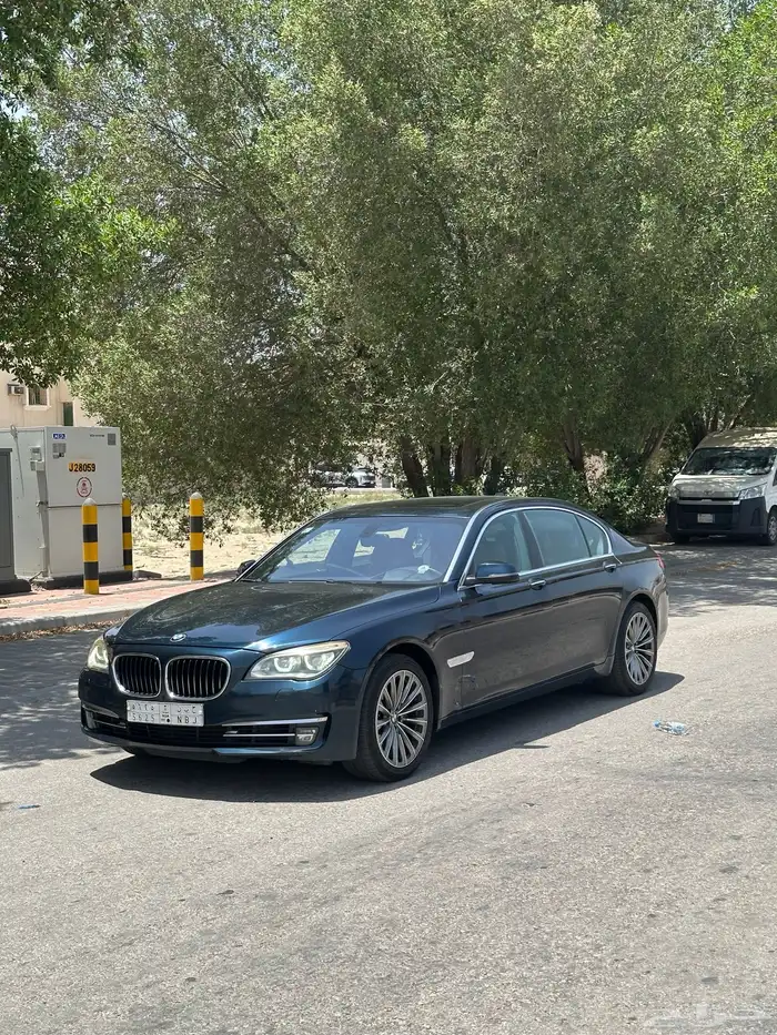 للبيع بي ام 740 10