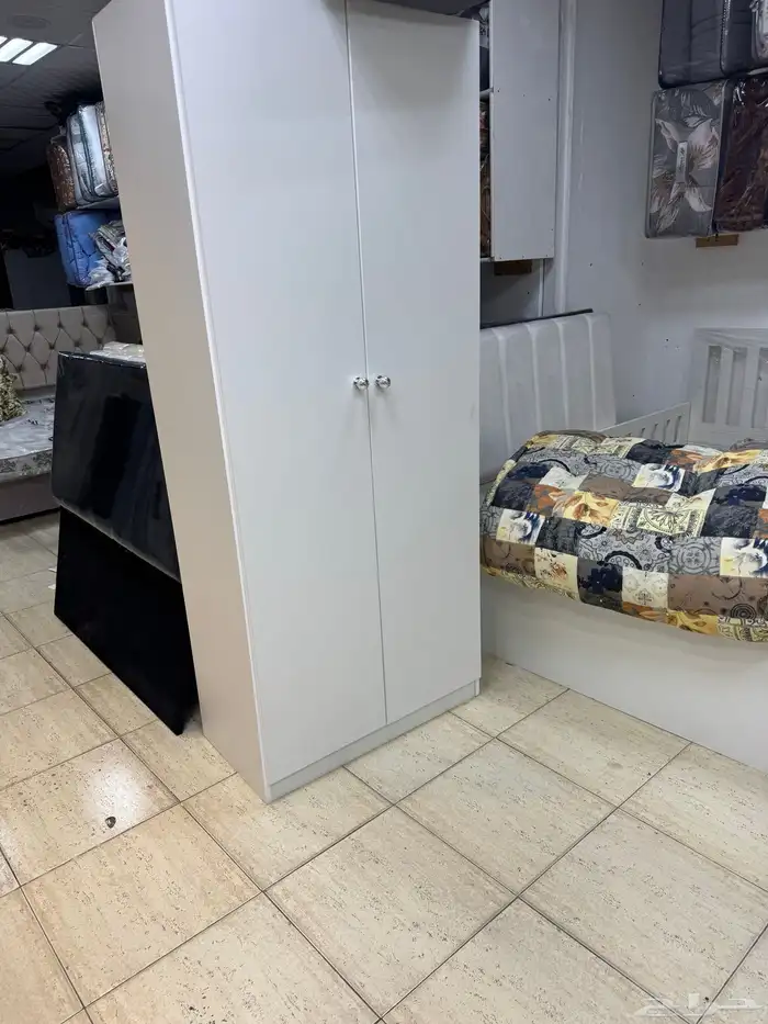 غرفة نوم كاملة  أثاث منزلي  سرير ودولاب وبطانيات 1